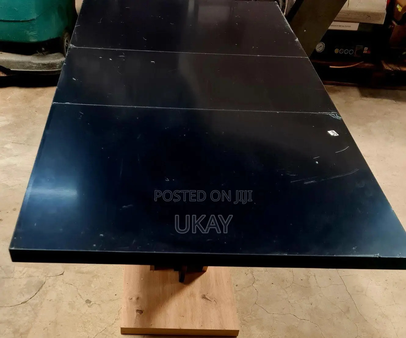 Extendable Black Dining Table.