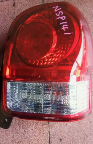 Tail Light Toyota Spade / Porte