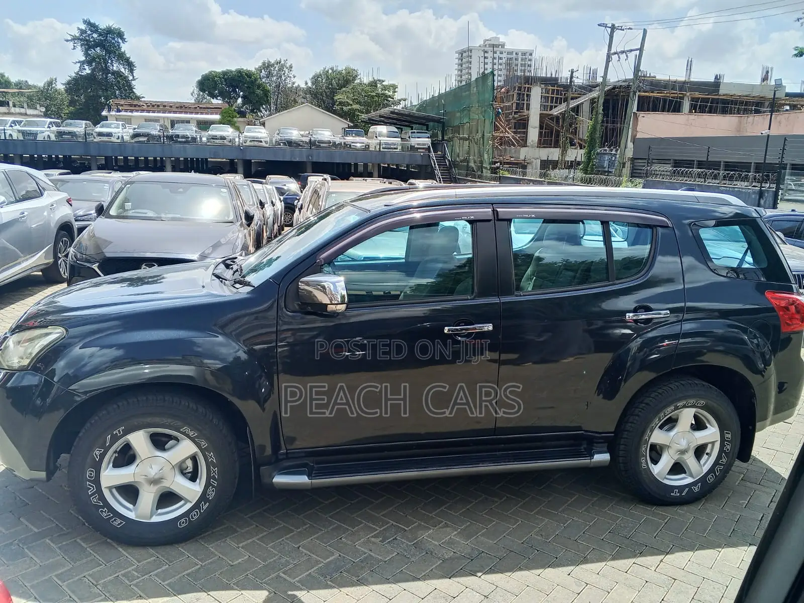 Isuzu D-MAX 2015 Black