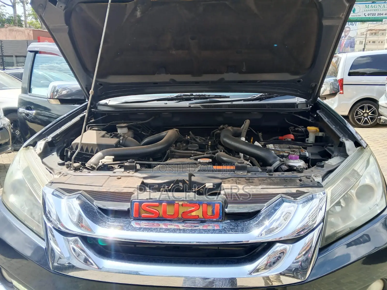 Isuzu D-MAX 2015 Black
