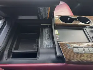 Lexus LX 2022 Gray
