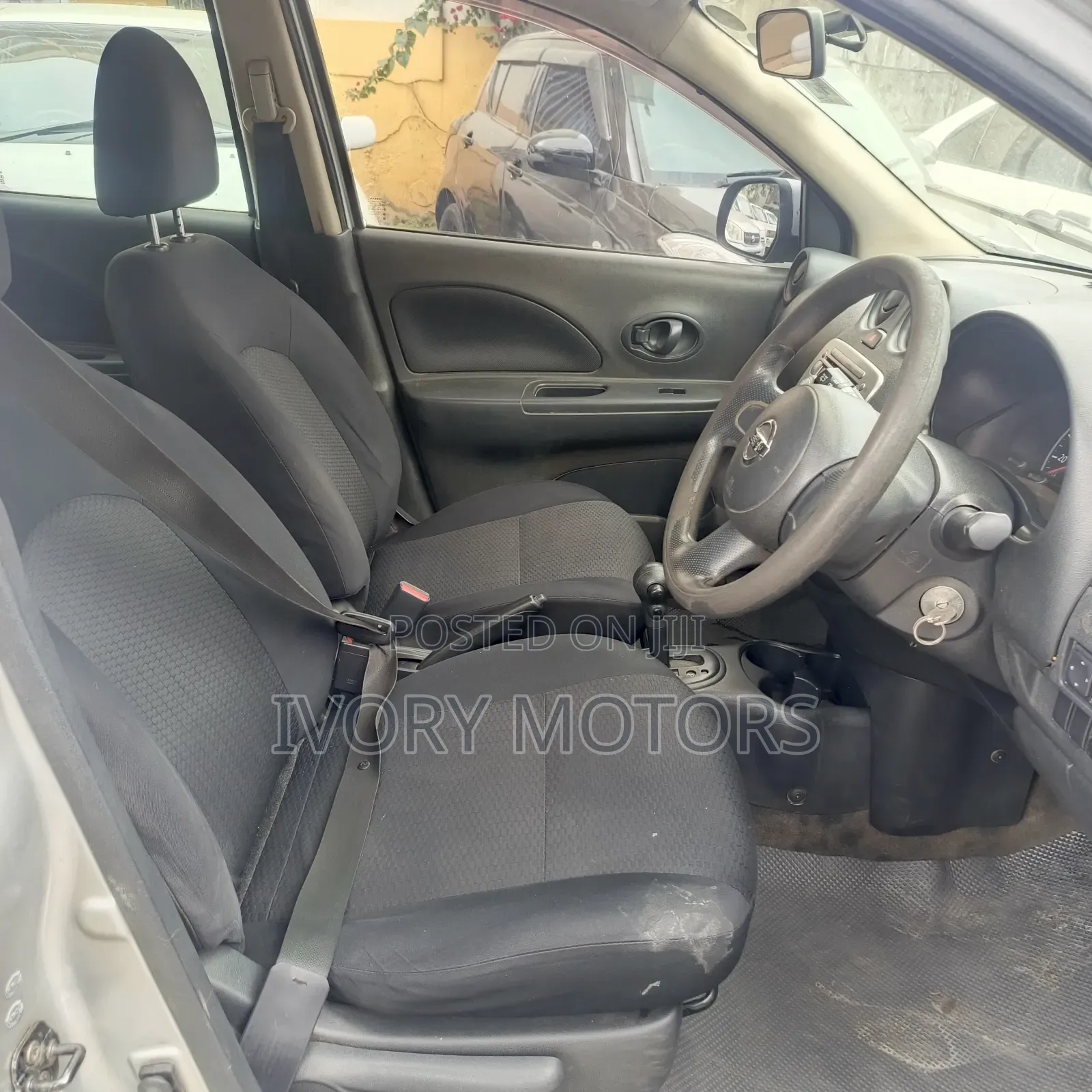 Nissan March 2012 Silver