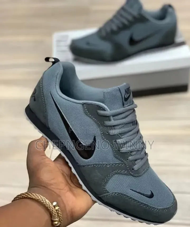 Nike Sports Shoes