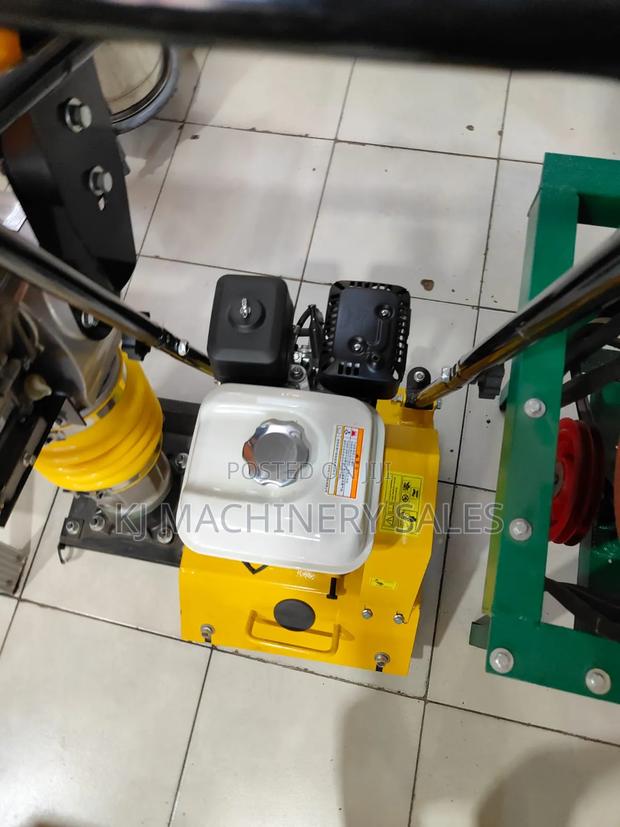 Plate Compactor 90kgs - thumbnail 4