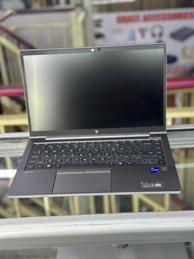 Laptop HP ZBook Firefly G8 16GB Nvidia SSD 512GB - thumbnail 2