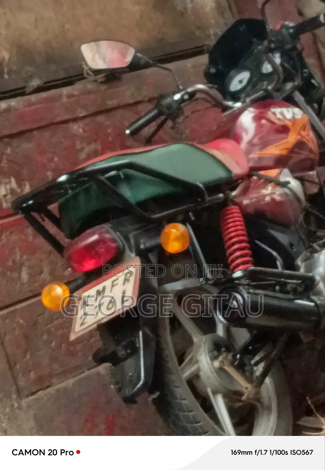 TVS HLX Plus ES 2021 Red