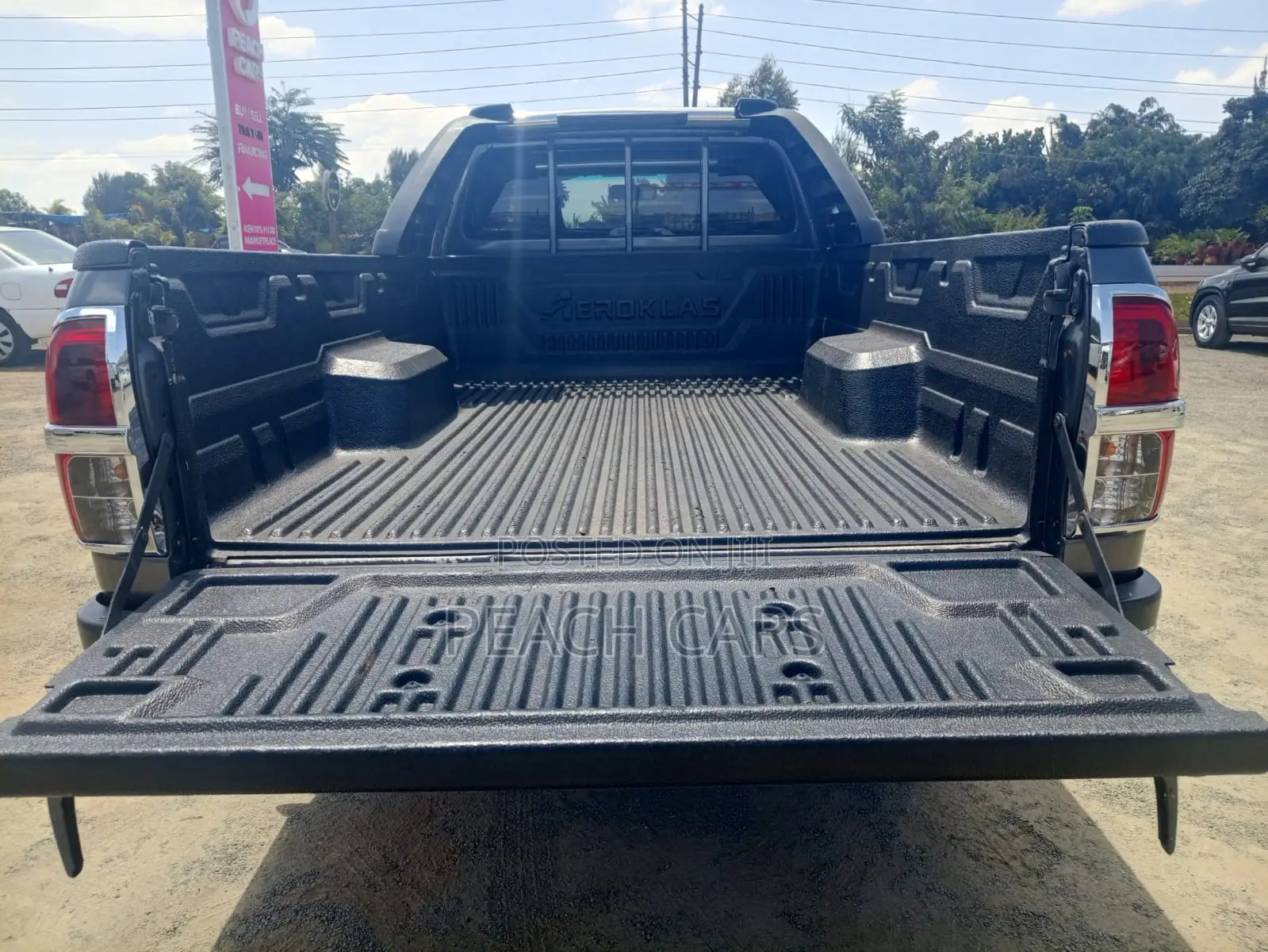 Toyota Hilux 2018 Silver