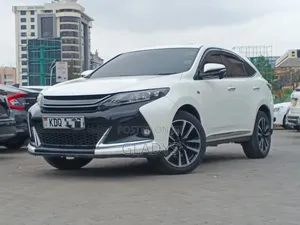 Toyota Harrier 2016 White