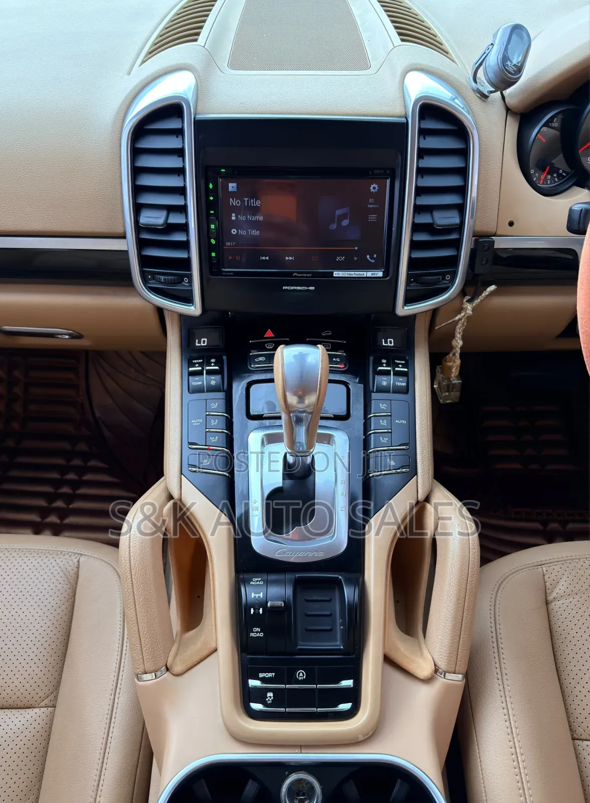 Porsche Cayenne 2014 Black