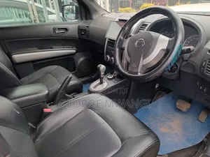 Nissan X-Trail 2011 Silver