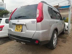 Nissan X-Trail 2011 Silver