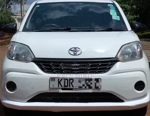 Toyota Passo 2018 White