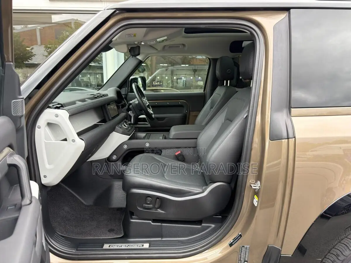 Land Rover Defender 2024 Brown