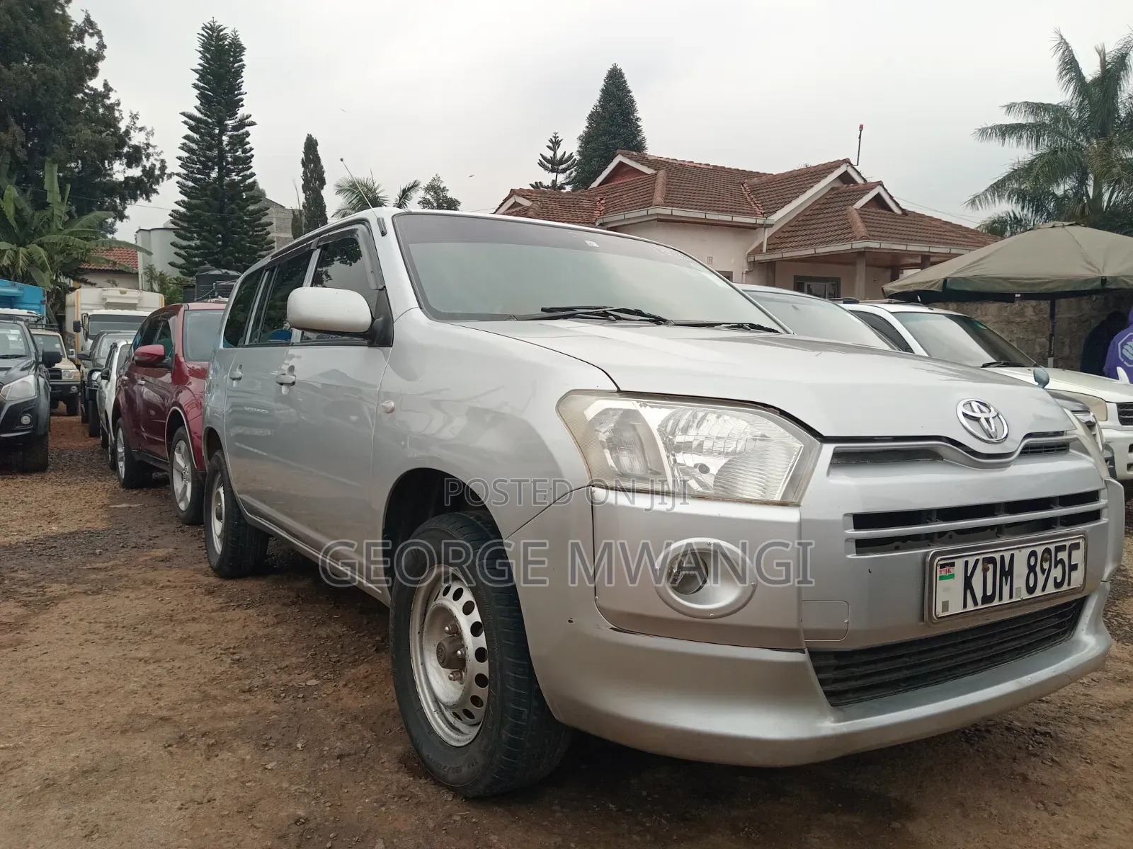 Toyota Succeed SV Premium 2016 Silver