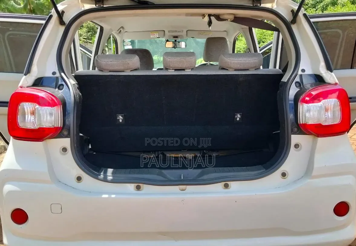 Toyota Passo 2018 White