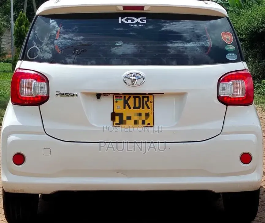 Toyota Passo 2018 White