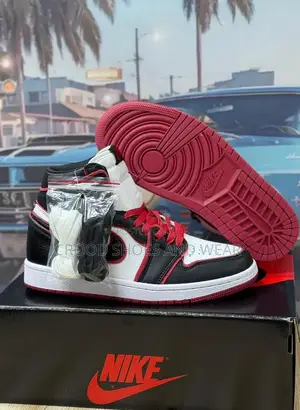 Nike Jordan 1