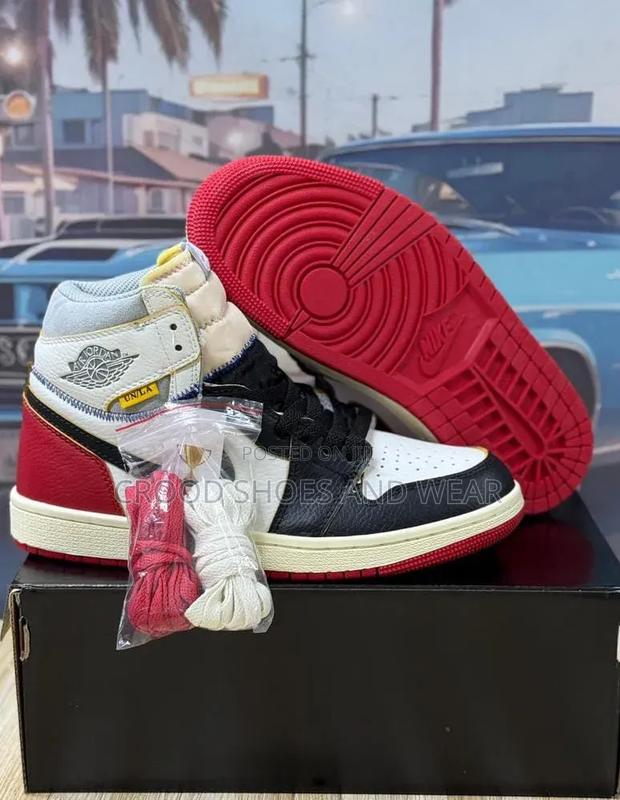 Nike Jordan 1 - thumbnail 4