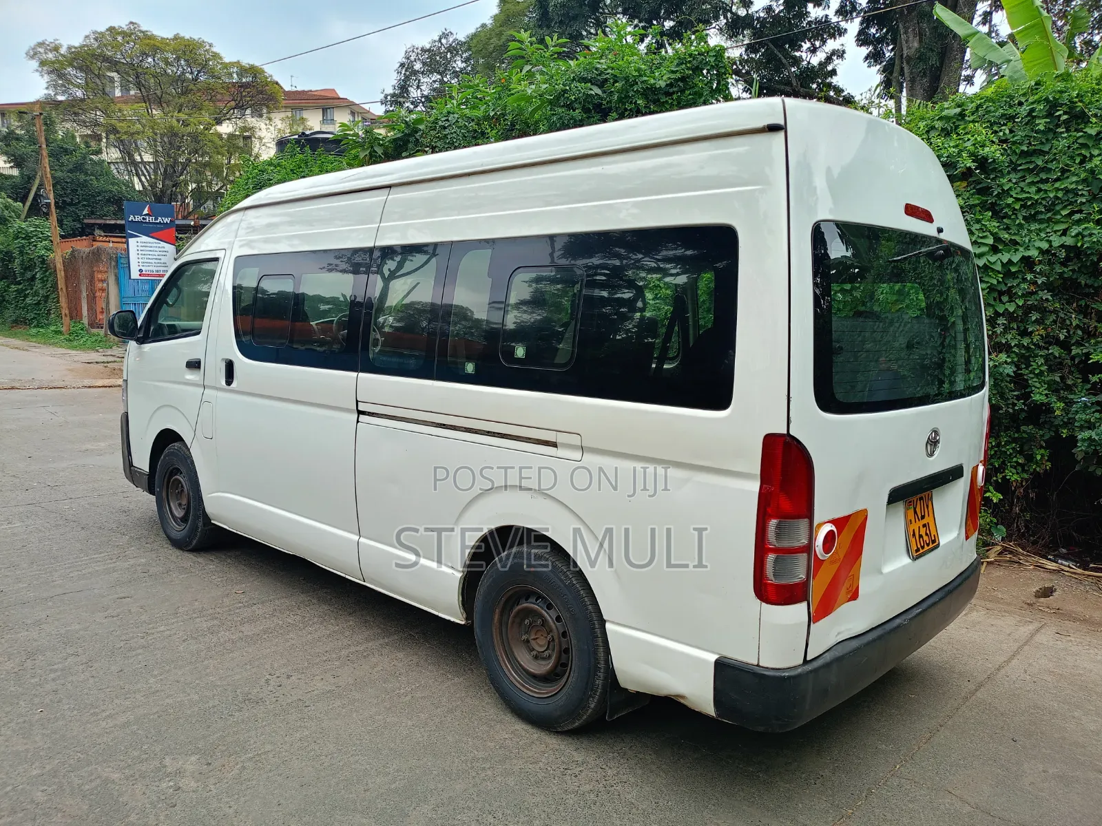 Toyota Hiace 9l