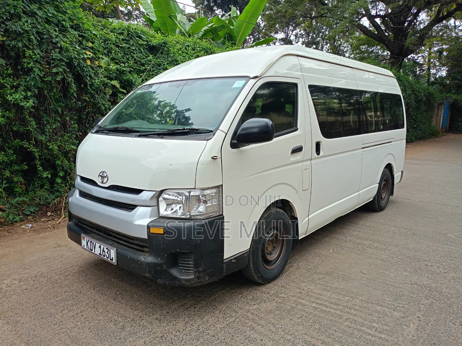 Toyota Hiace 9l