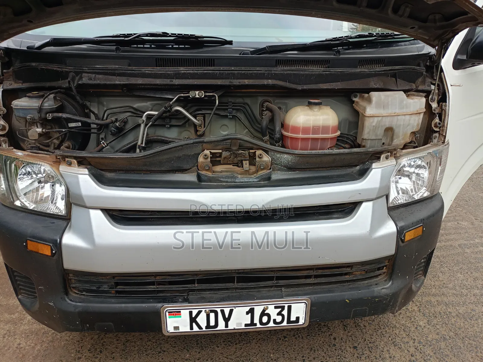 Toyota Hiace 9l