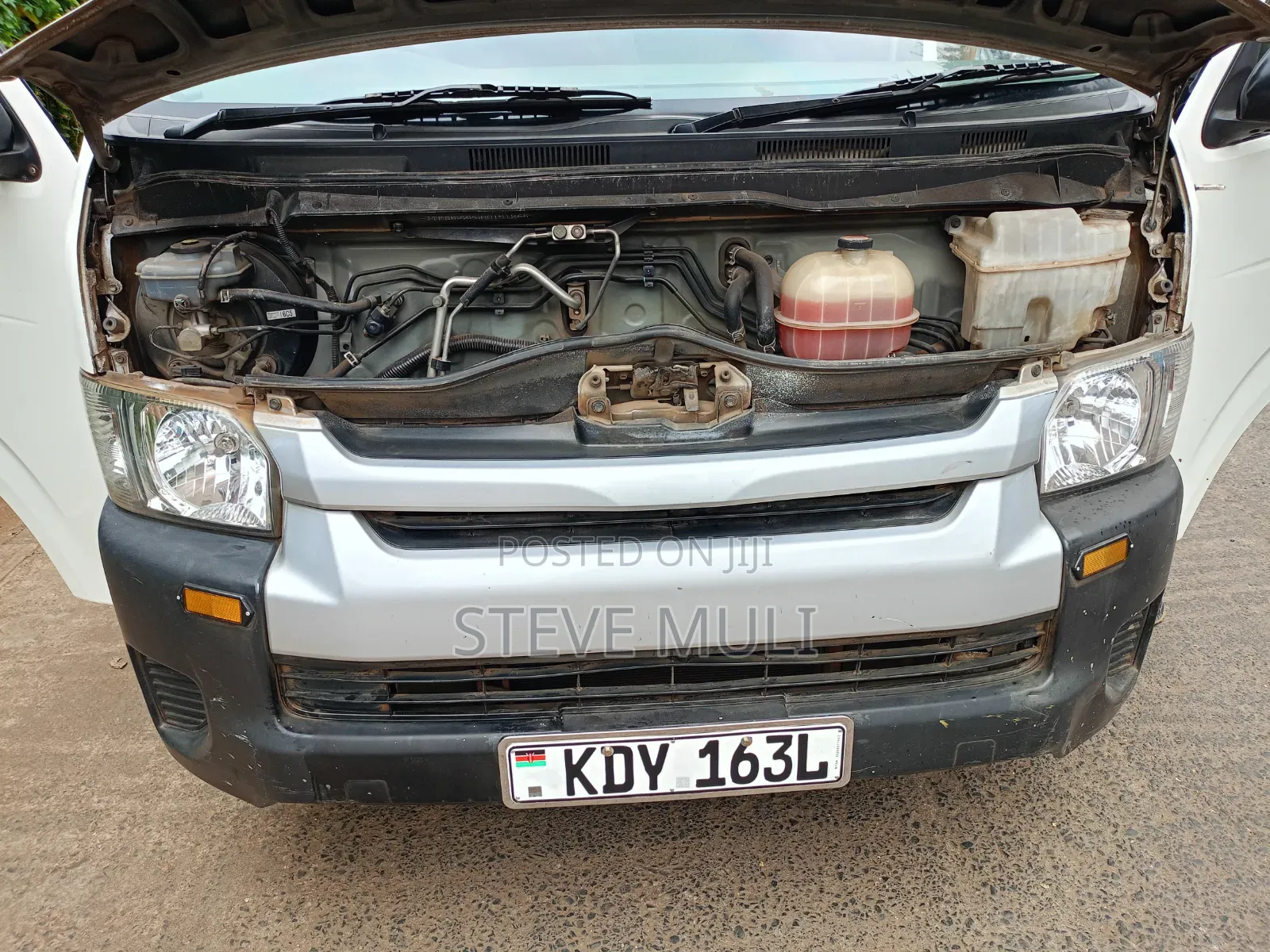 Toyota Hiace 9l
