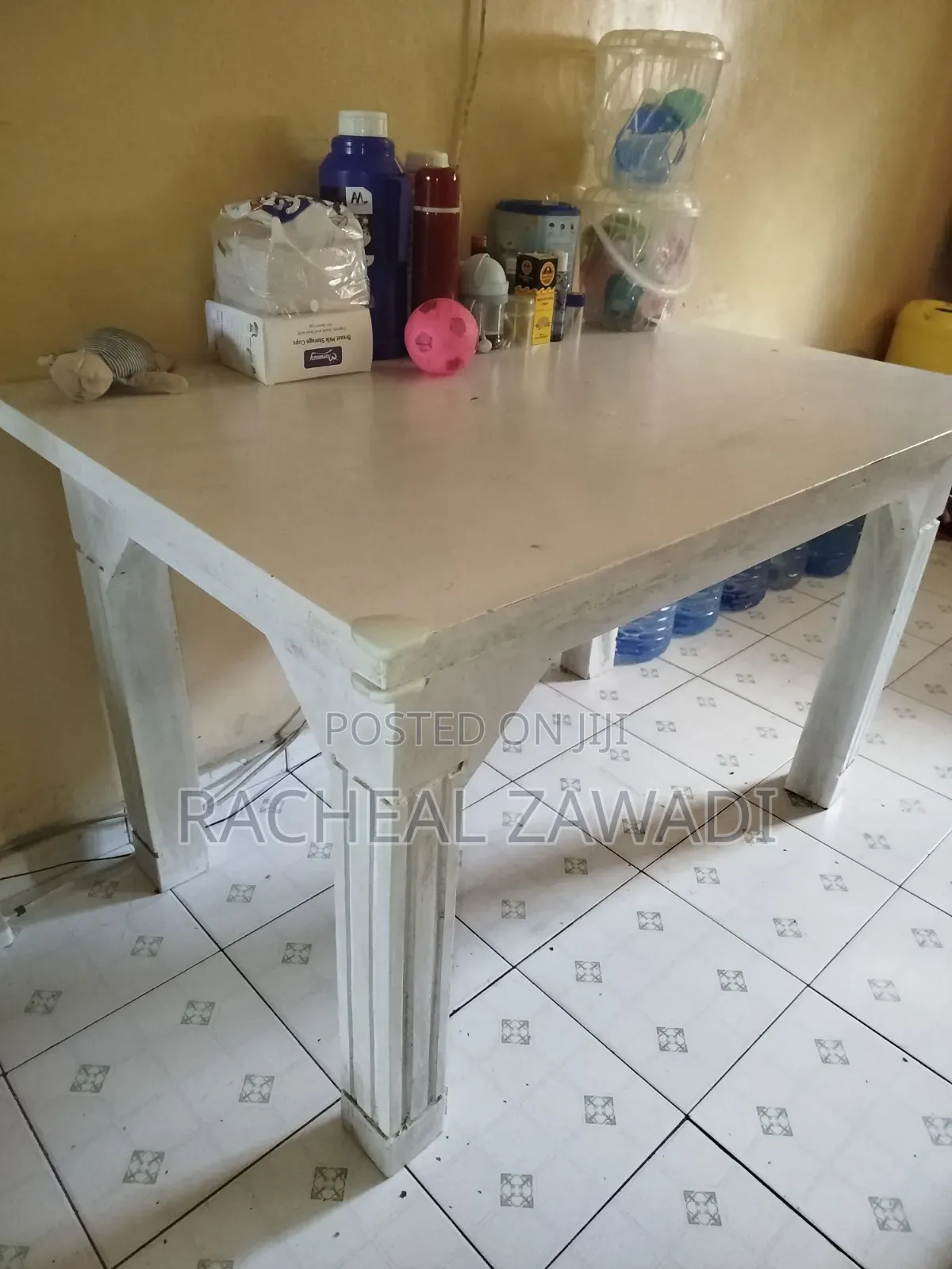 Dinning Table