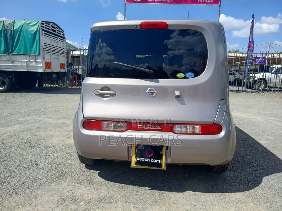 Nissan Cube 2014 Silver