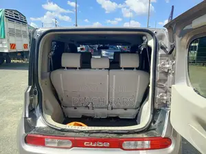 Nissan Cube 2014 Silver