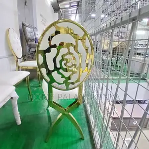 Banquet Chair: Oval Back Royal Chair With X Back Legs