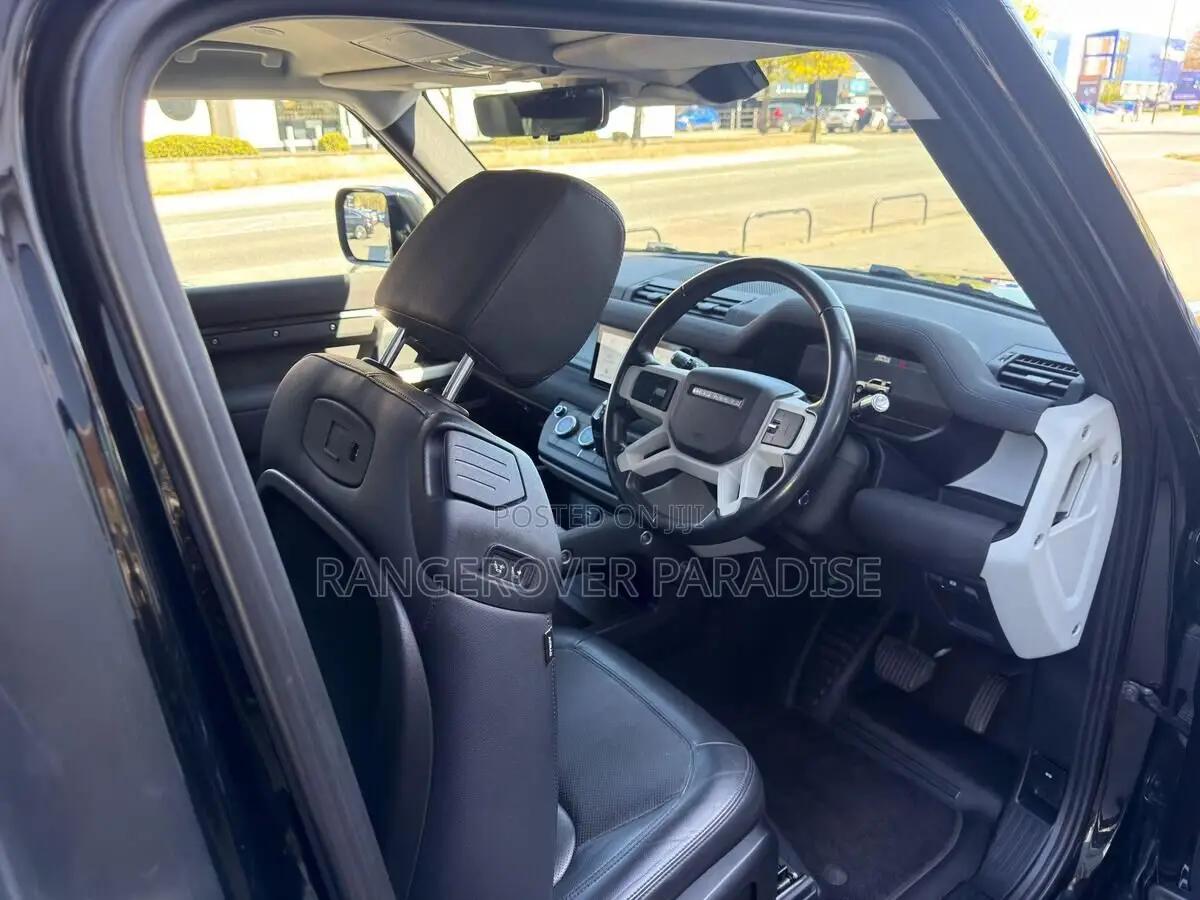 Land Rover Defender X-Dynamic HSE 2021 Black