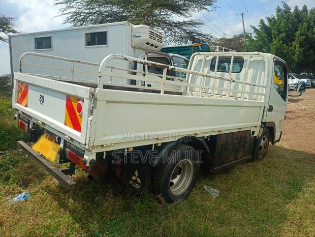 Mitsubishi Canter - thumbnail 6