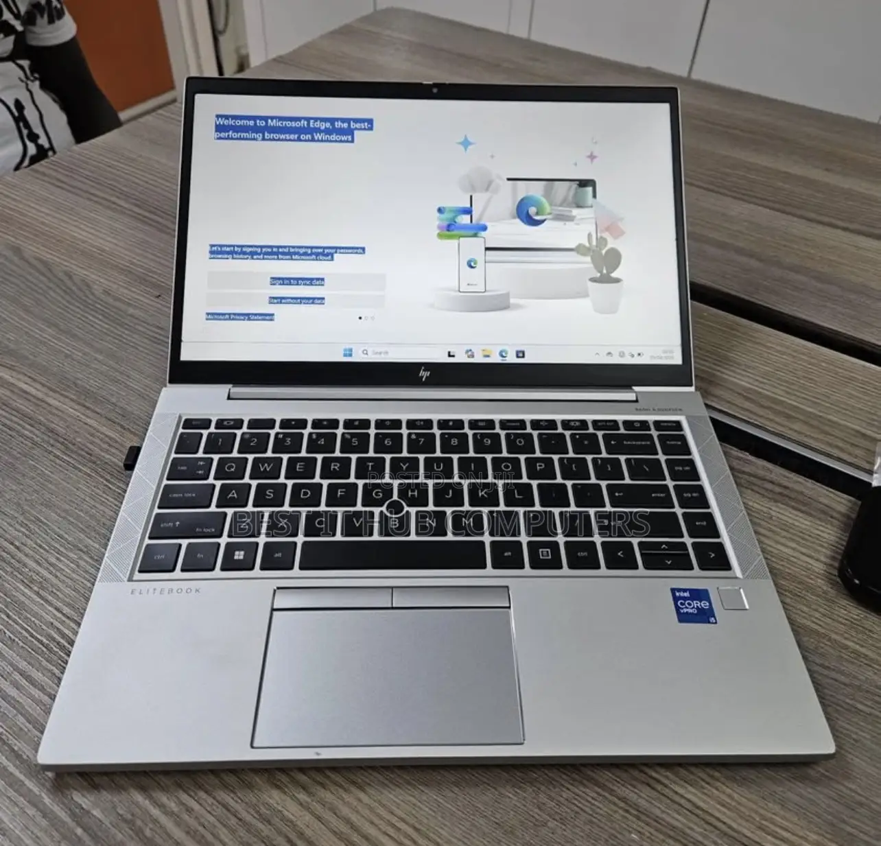 Laptop HP EliteBook 840 G8 8GB Intel Core i7 SSD 256GB
