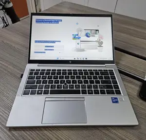 Laptop HP EliteBook 840 G8 8GB Intel Core i7 SSD 256GB