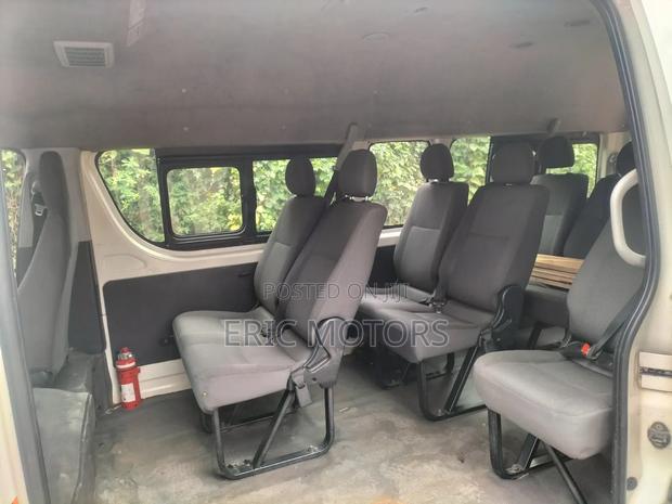 Toyota Grand HiAce 2016 White - thumbnail 11