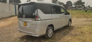 Nissan NV350 2017 Silver