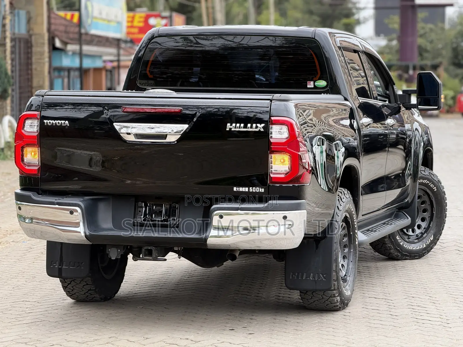 Toyota Hilux Revo Double Cab Deisel 2.4 RWD 2021 Black