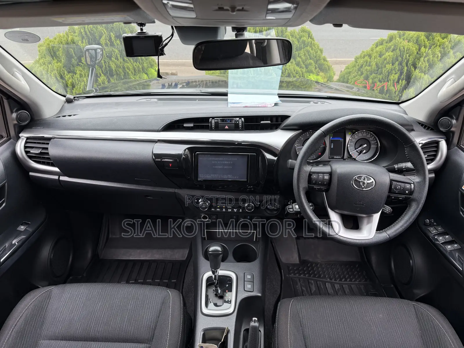 Toyota Hilux Revo Double Cab Deisel 2.4 RWD 2021 Black