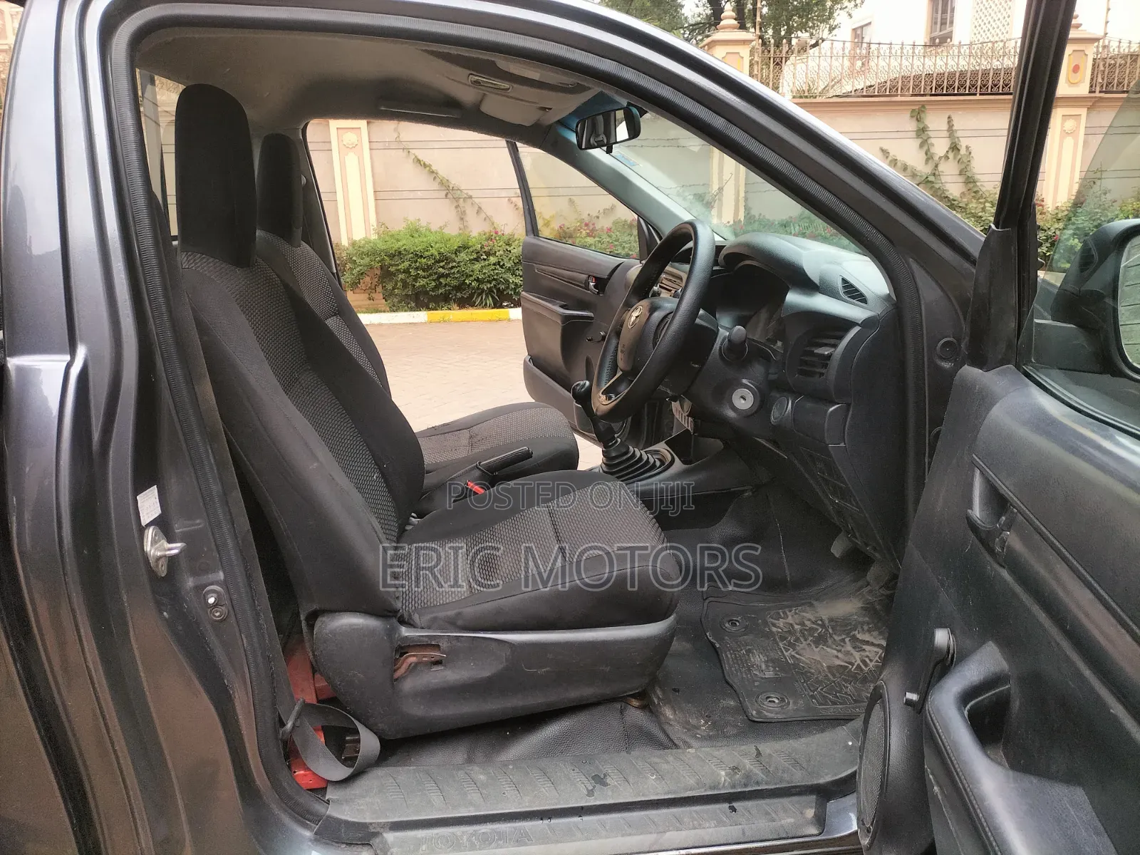 Toyota Hilux 2017 Matt Black