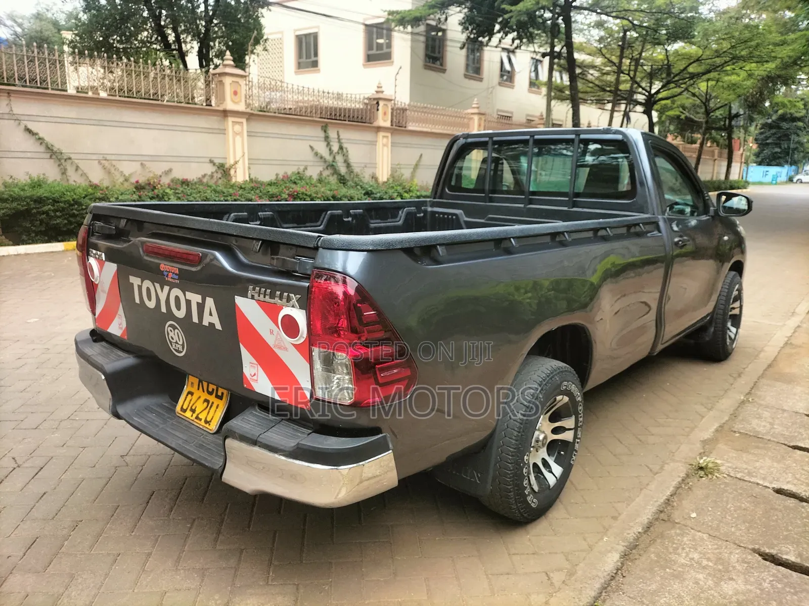 Toyota Hilux 2017 Matt Black