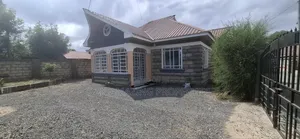 3bdrm Bungalow in Smith Area Plus Dsq, Nkoroi for rent