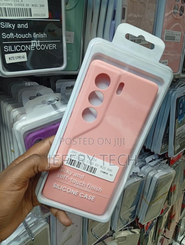 Tecno Camon 40 Pro Unique Vertical Camera Cutout Case - thumbnail 2