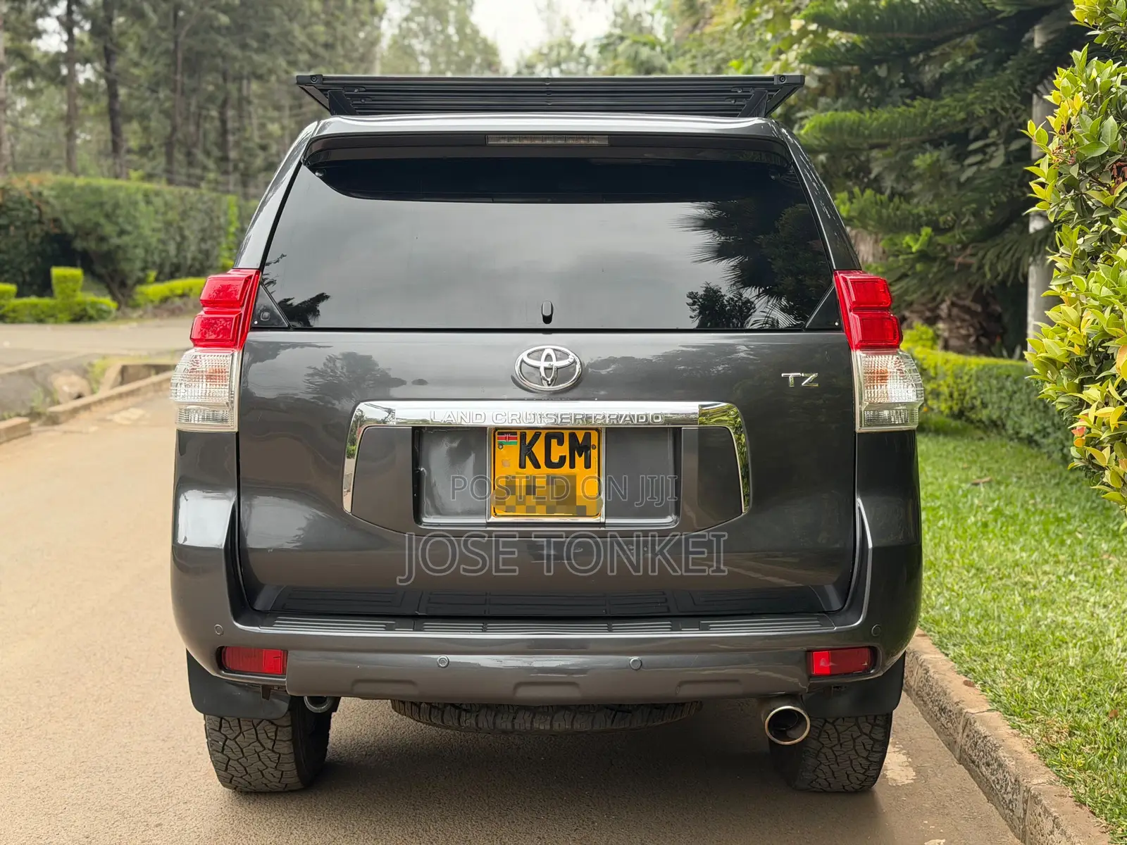 Toyota Land Cruiser Prado 4.0 i 2010 Gray