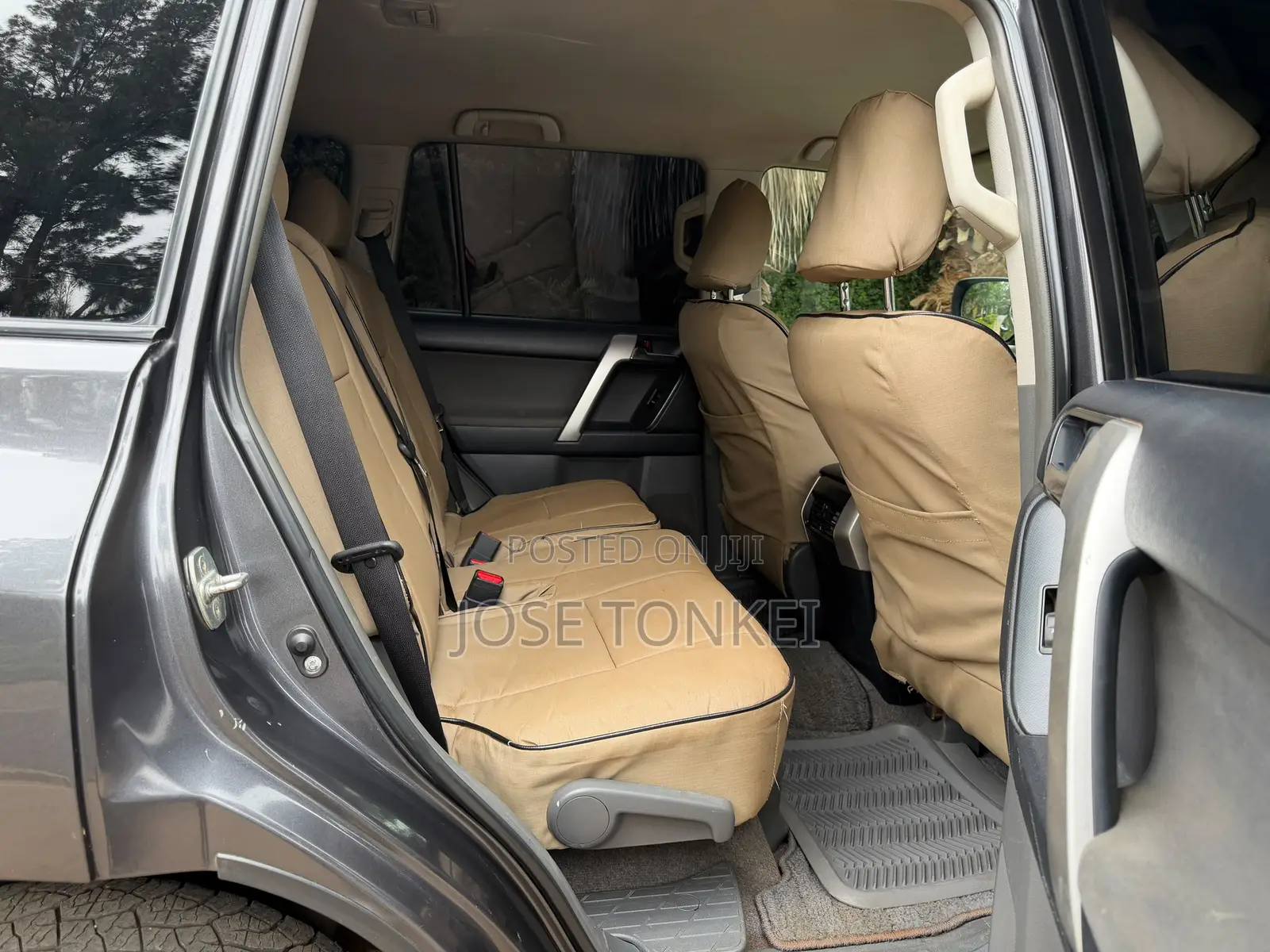 Toyota Land Cruiser Prado 4.0 i 2010 Gray