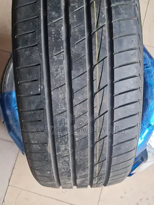 235/45r18 Durun