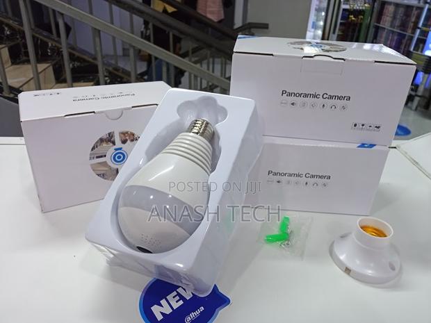 Panoramic Bulb Camera With Motion Alerts - main view