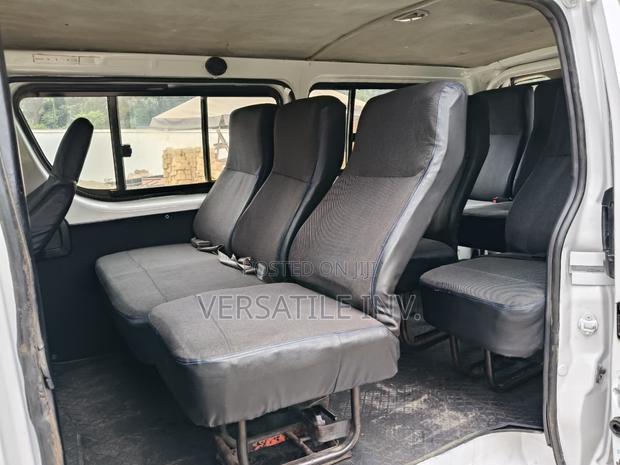 Toyota HiAce 2013 White - thumbnail 6
