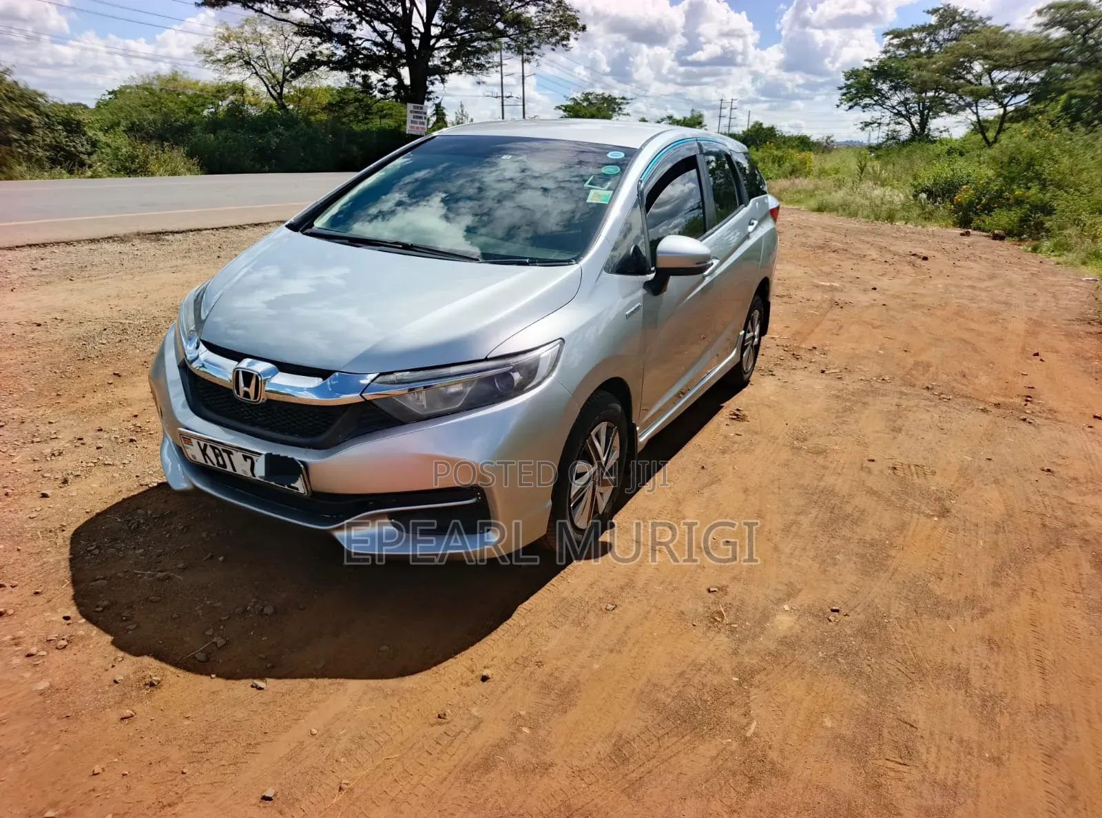 Honda Fit Shuttle 2018 Silver