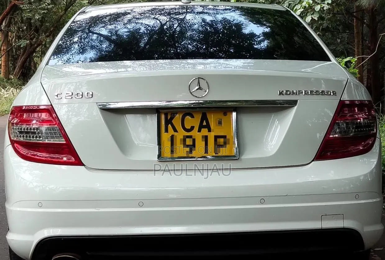Mercedes-Benz C200 2012 White
