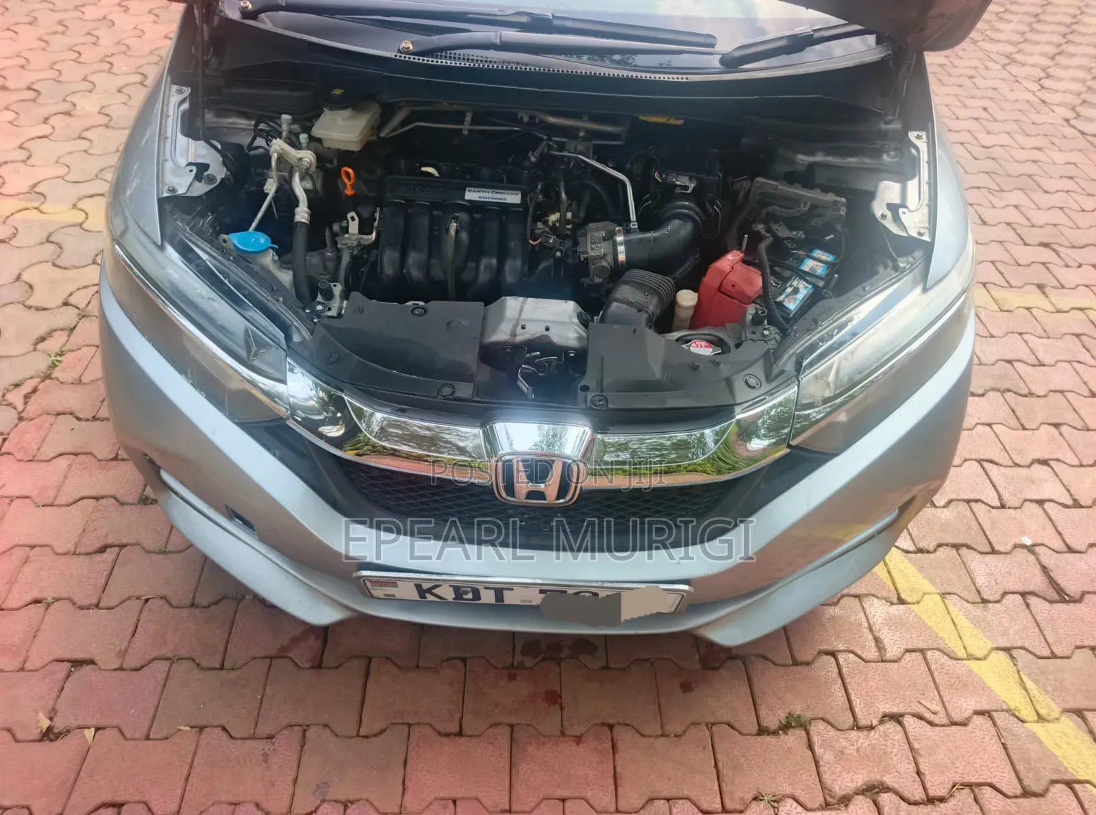 Honda Fit Shuttle 2018 Silver